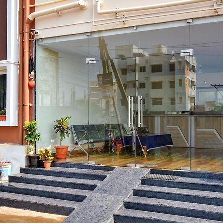 Oyo Home Msr Guest Inn Homestay Nellore Exteriör bild