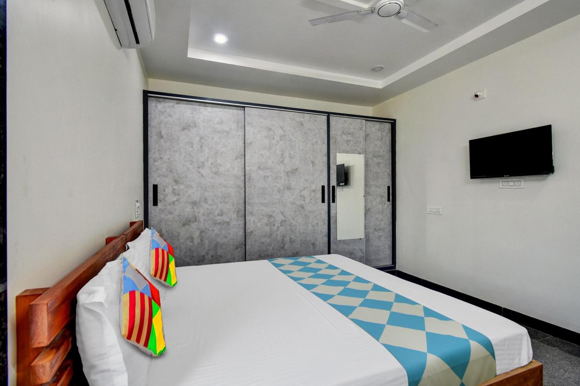 Oyo Home Msr Guest Inn Homestay Nellore Exteriör bild