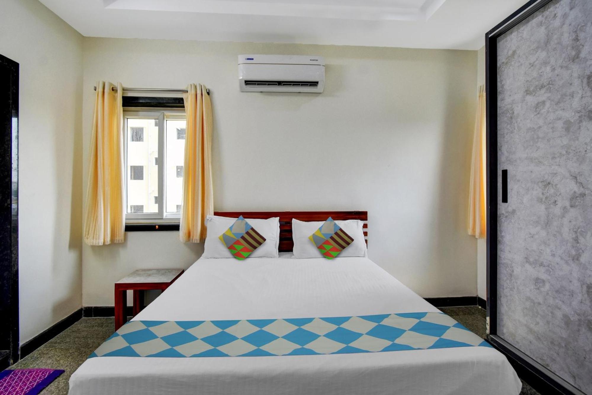 Oyo Home Msr Guest Inn Homestay Nellore Exteriör bild