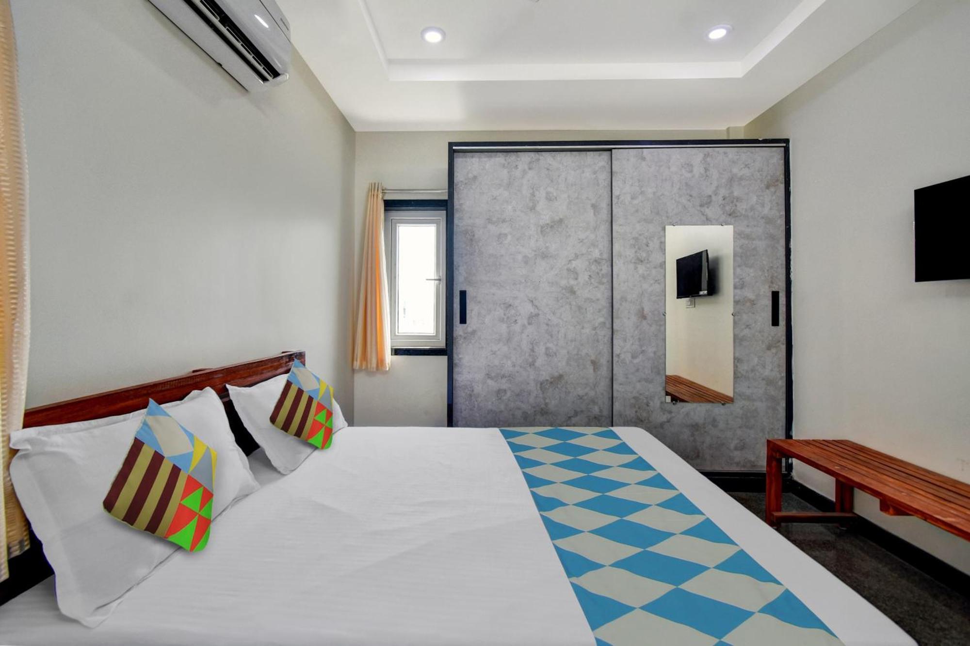 Oyo Home Msr Guest Inn Homestay Nellore Exteriör bild